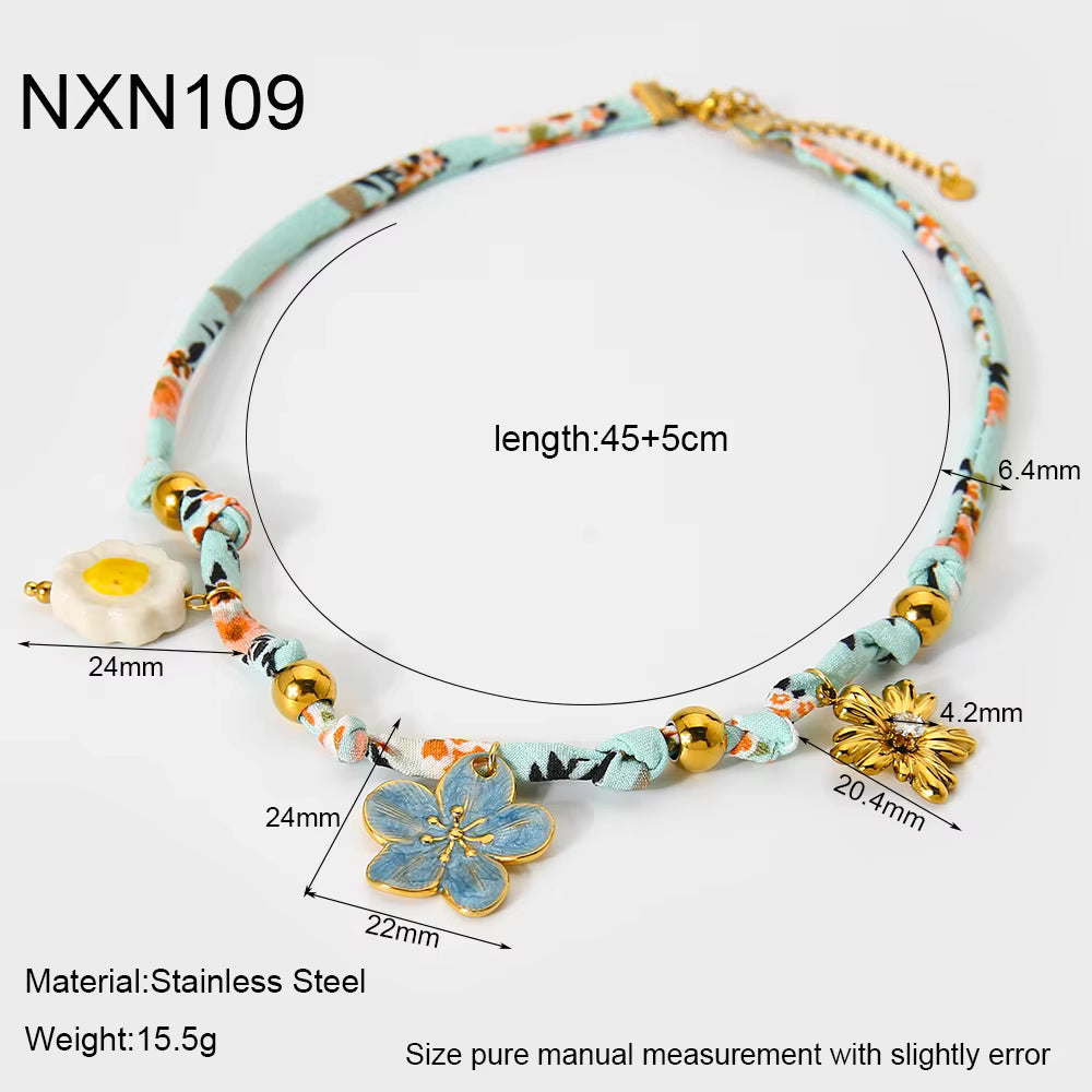 Bohemian Floral Pendant Necklace